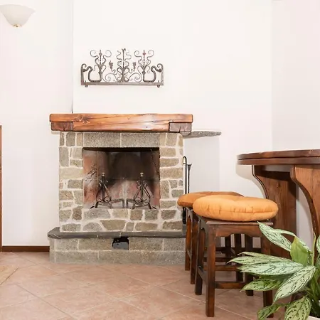 Cozy Studio In Old Town Daire